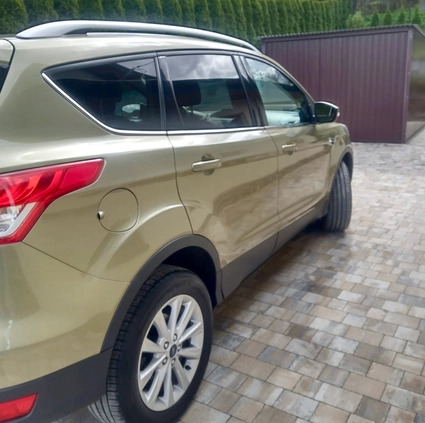 Ford Kuga cena 64000 przebieg: 163000, rok produkcji 2015 z Maków Podhalański małe 121